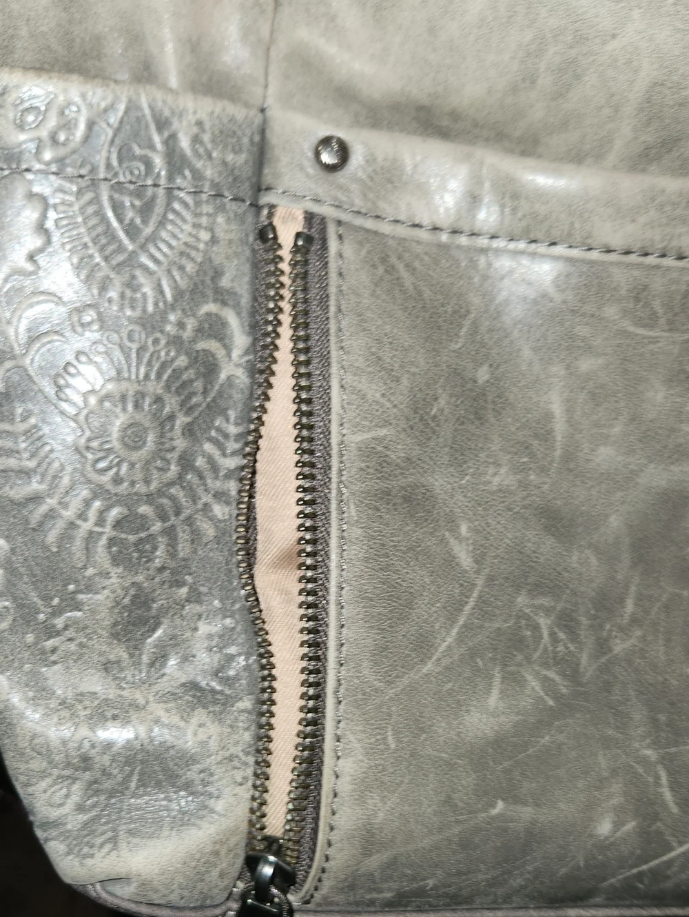 Vintage The Sak Leather Shoulder Bag